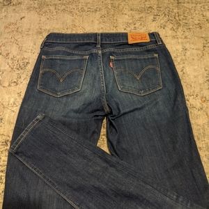 Levi 711 Jeans